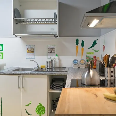 Sleep - Certified Eco Youth Barcelona