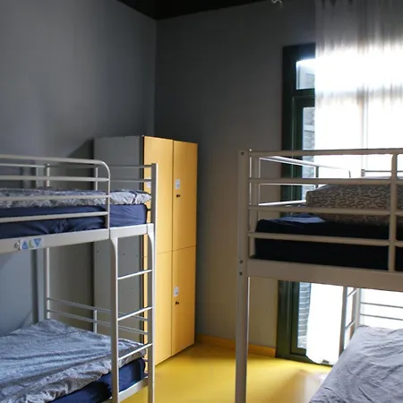 Sleep - Certified Eco Youth Hostel *